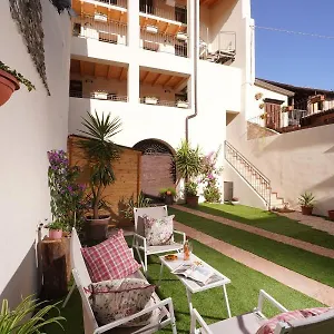 Bougainville , San Felice del Benaco Włochy